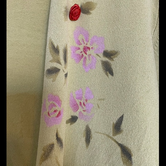 Unique Floral Coloured Cardigan - Picture 4 of 7